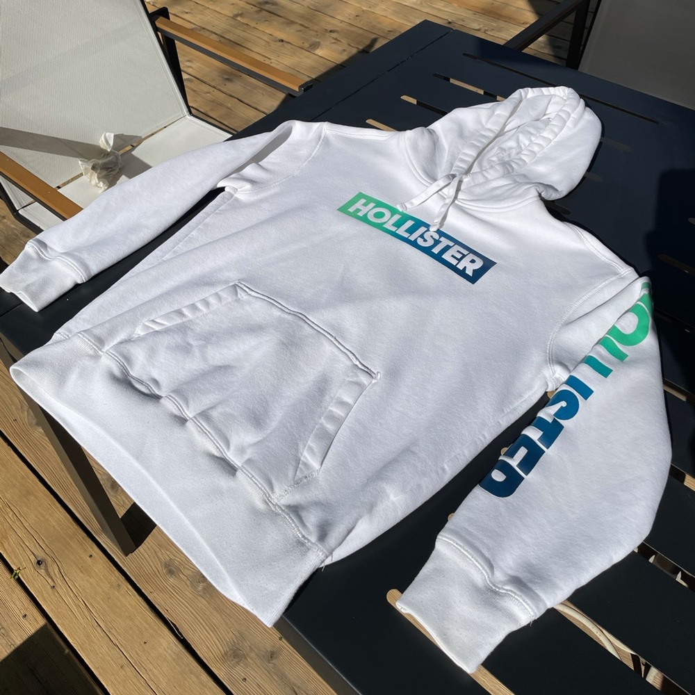 White Hollister Hoodie White Hollister Sweatshirt